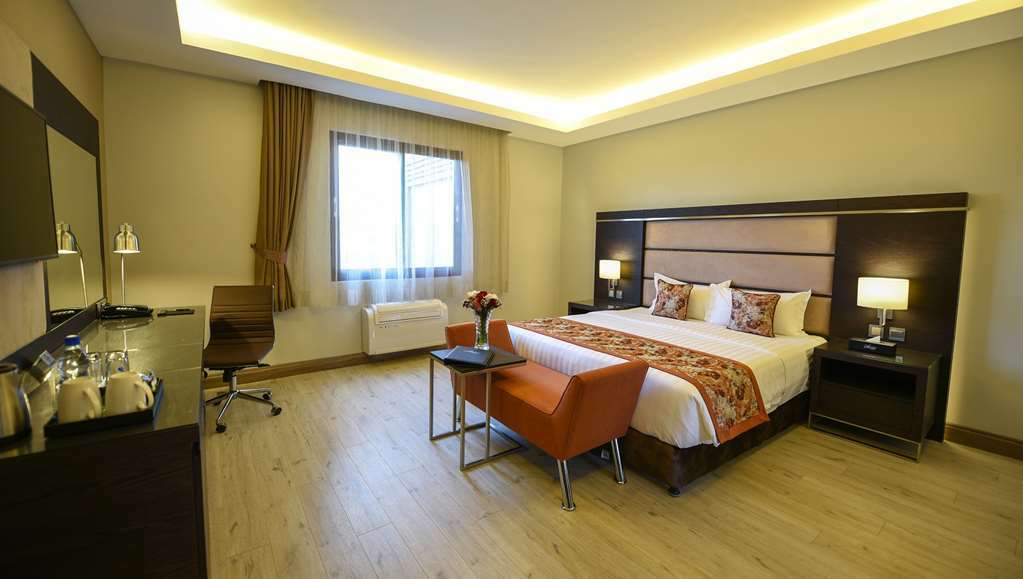 The Athena Hotel Kampala Pokoj fotografie